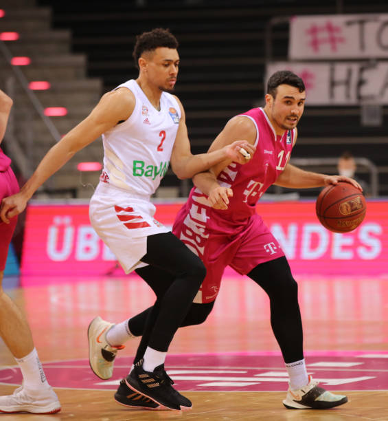 多次因脚下 多次因脚下